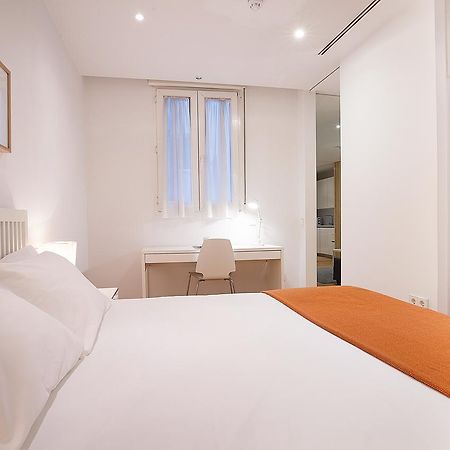 Apartamentos San Lorenzo 26 Madrid Eksteriør billede