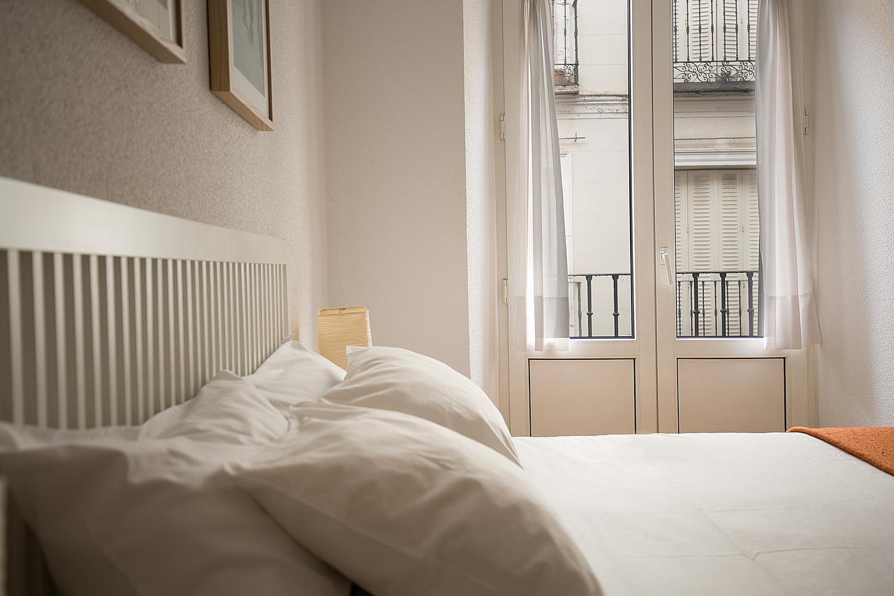 Apartamentos San Lorenzo 26 Madrid Eksteriør billede